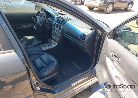 2004 Mazda 6 S z USA, uszkodzony, nr VIN 1YVHP80D945N15582